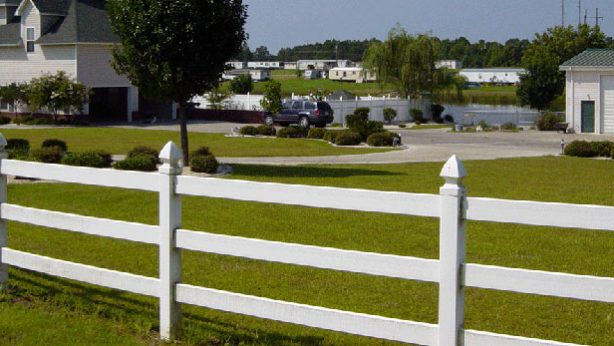 vinyl-fence-16