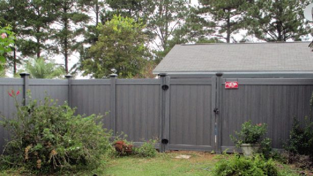 privacy fence vinyl